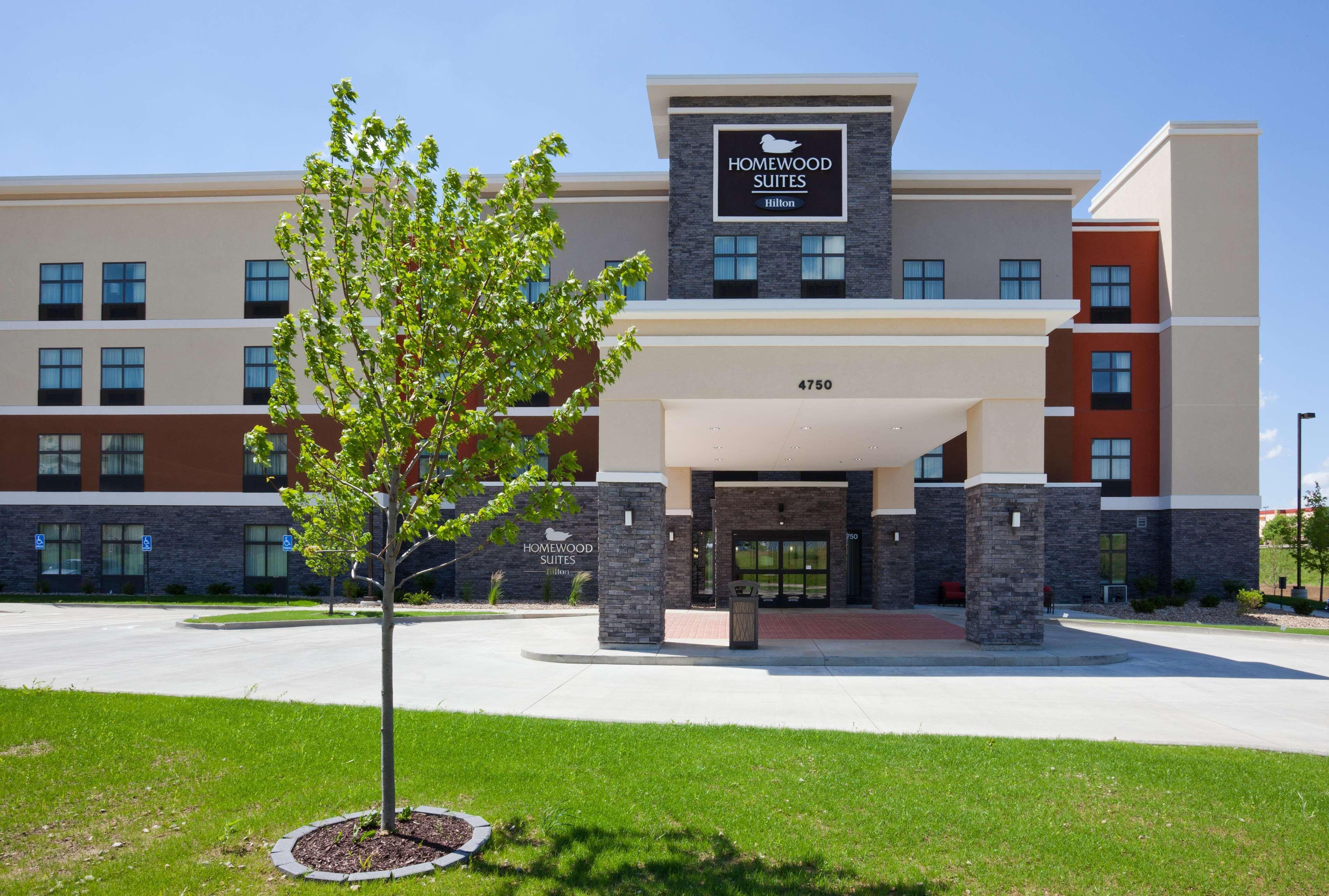 Homewood Suites Davenport Bettendorf Exterior photo
